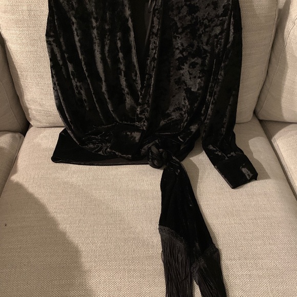 Velvet wrap top - Picture 3 of 3